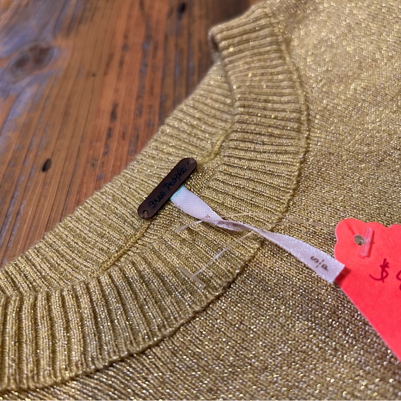 Gold Free People sweater with shoulder pads! - Picture 2 of 2